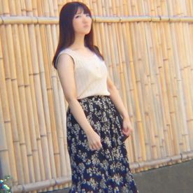 【素人】色白むっちり体型の新妻”まゆさん”(25歳) 不倫セックスで「気持ちいい♥」を連呼！ だいしゅきホールドされたら中出しするしかないですよね。 FC2-PPV-4614274