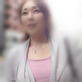 【中出し】旦那が出張中に自宅で浮気SEX◆49歳のムッチリBODY熟女の自宅でハメ撮りSEX◆巨根チ○ポでヨガりイキ！膣内射精！ FC2-PPV-4334078