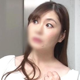 《中出し》Gカップ美巨乳を持つ40歳・美人妻◆超敏感マ〇コでデカチ〇ポでパンパン鬼ピストン！アクメ顔を晒しながらカラダはビクビク痙攣！膣内射精！ FC2-PPV-4366076