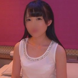 【素人】アイドルにいそうな清純系人妻さん。 避妊具無しセックスでキツまんを突くと、別人のようなエロ声でイクイク～♥ FC2-PPV-4353831