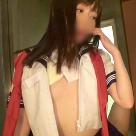 【個撮】眩しいくらいに色白なアイドル顔あやかちゃん。 清純な容姿に反して強欲で、生ハメで膣締め絶頂。 FC2-PPV-4386906