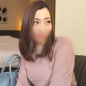 【素人】気が強そうなキツめ美顔の奥様(39歳) 不倫で余計に興奮し、皮剥けクリクンニで即イキ。 FC2-PPV-4495247