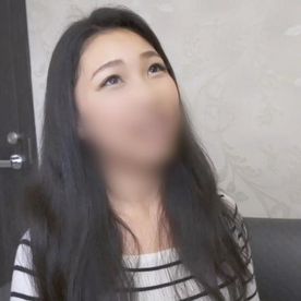 《人妻》Fカップ巨乳丸出しで電マオナニーする33歳・人妻◆巨根チ○ポを笑顔で舐めまわし⇒生チ○ポで理性崩壊イキ！大量精子放出！ FC2-PPV-4365642