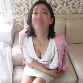 【熟女】フェロモン過剰な秋田美人（48）◆チ●ポをもぎ取るような尋常ではない腰使いの騎乗位でイキ狂い！昼間からエロすぎるハメ撮りプレイ！ FC2-PPV-4346951