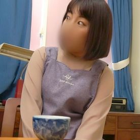 【素人】ムチムチボディのゆるふわ女子みくちゃん(25歳) 愛液で満たされたおまんこを生ハメでイかせまくりながら”中出し” FC2-PPV-4495233