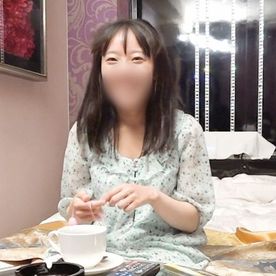 【素人】20歳腐女子っぽさ全開のスケベ保育士さん。むっちり巨乳揺らして淫れるハメ撮りセックス。 FC2-PPV-4340281