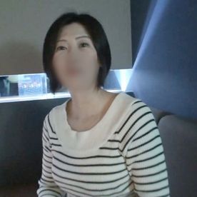 【人妻／熟女】53歳黒髪ベリショの美乳奥さん。オンナの顔して他人棒にヨガリ淫れる中出しセックス。 FC2-PPV-4342808