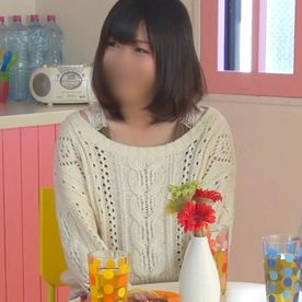 【個撮】友達の前での公開SEXで発情する清純ちゃん。 友達に膝枕してもらいながらの正常位でガチイキ。 FC2-PPV-4374165