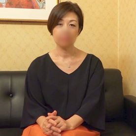 【素人】Dカップ巨乳の上品な人妻さん。 不倫セックスで大量中出しし、フェラでお掃除してもらいました。 FC2-PPV-4222851