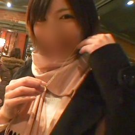 【個撮】おっとり清楚な”超剛毛”おまんこのお姉さん。 避妊具無しセックスで密着しながら大量”中出し”しました。 FC2-PPV-4365170