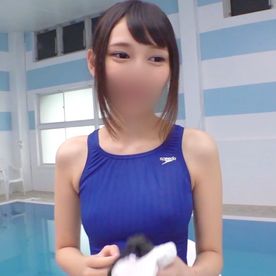 【個人撮影】天使級に可愛い水泳部大学生なぎちゃん♥ 自主練中にチンポを見せつけ→勢いで生ハメまでしちゃいました！ FC2-PPV-4484316