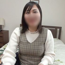 【人妻／熟女】51歳黒髪ショートヘアのスケベ奥さん。ぽっちゃり爆乳おっぱい揺らして淫れるハメ撮りセックス。 FC2-PPV-4490930