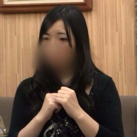 【素人】スレンダーボディの清楚系女子大生。コスプレしてエッチな裏バイト。オチンポに大興奮しちゃってます。 FC2-PPV-4470300