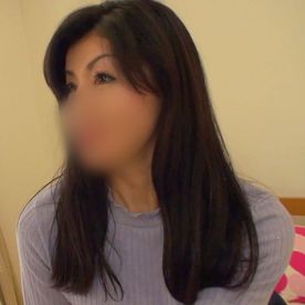 【個人撮影】他人にはない色気を醸し出している熟妻さん。 不倫セックスで本気で感じ、他人棒で快感に浸りっぱなしです。 FC2-PPV-4482972