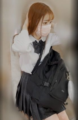 【希少】声優目指す控えめ美人の18歳。制服の彼女を脱がせて精液枯渇するまで生中出し。【別途高画質送付】 FC2-PPV-4532733