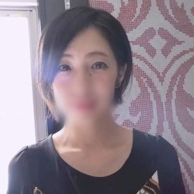 【熟女】清楚エロい！美巨尻を持つ落ち着いた雰囲気のショートカット美人妻（45）◆拘◯プレイに大興奮！激しいピストンにガクブル痙攣イキ！ FC2-PPV-4640490