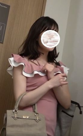 ※訴訟覚悟【即ヌキ爆乳神ｺｽﾊﾟ♥】［その６］知り合いが風俗嬢で内緒にしてあげる条件でオマンコに中出しセックスしちゃいました。◆限定タイムセール◆ FC2-PPV-4459403