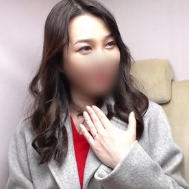 【人妻／熟女】ＳＳ級３０代上品清楚なセレブ奥さん。欲求不満の身体疼かせヨガリ淫れる中出しセックス。 FC2-PPV-4468209