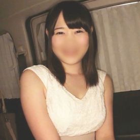 【素人個撮】清楚女子の脱ぎたておパンツはビチョ濡れ。感度抜群なマンコは愛液零しまくり。 FC2-PPV-4480464