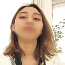 【素人】SNSで知り合ったハーフギャル、22歳。アイシャちゃん。巨根で淫らにイキまくりの変態ギャル。巨乳揺らして何度もイキまくり。 FC2-PPV-4476749