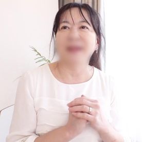 【熟女】ぽっちゃりボディ。58歳。人妻。ドM。あけみさん。生粋のドM体質の五十路熟女。身体をテープで巻かれガン突きされて咽び泣きながらイキ果てる。 FC2-PPV-4613289