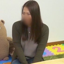 【素人】ムニムニEカップ巨乳の真面目系人妻(37歳) 旦那の友人との不倫セックスで中出しフィニッシュ・・・！ FC2-PPV-4476181