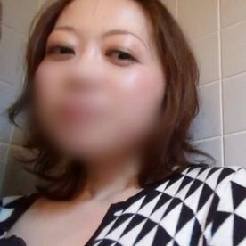 《人妻》巨尻を持つぽっちゃり人妻（37）◆バイブ突っ込まれ淫乱化！巨根で膣奥貫かれ何度も絶頂！大量精子放出！ FC2-PPV-4491103