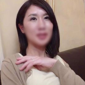 【中出し】押しに弱そうなところも征服欲をそそられる上品熟女（46）◆3年ぶりのSEXで眠っていた性欲が湧き上がりイキ狂い！膣内射精！ FC2-PPV-4544937