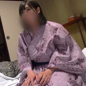 【素人】スタイル抜群の巨乳美人妻。卑猥なマッサージに感じてオマンコびしょ濡れでイキ乱れちゃってます。 FC2-PPV-4481113