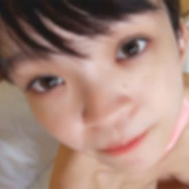 かわいい細身美巨乳に生挿入達成！「…外にちゃんと出してくださいね…妊娠しちゃうから…」って言われつつ中出し。「…中に出しちゃったんですか(泣)」 FC2-PPV-4532179