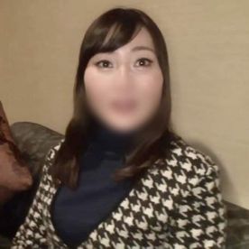 【熟女】セレブ感漂う人妻、さおりさん、35歳。少し毛が生えたパイパン。他人棒でスレンダーボディを震わせメス顔でイキ狂い。初のハメ撮りSEX。 FC2-PPV-4502043