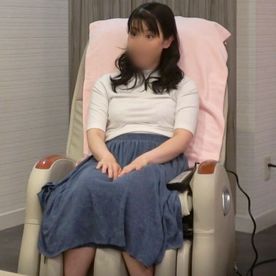 【隙間】色白で女神のように美しい”人妻”のラブホ不倫。 清楚でお淑やかな性格から一変、生ハメでエロ可愛い声で喘ぎながらイクー！ FC2-PPV-4531318