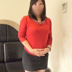 【素人／熟女】46歳茶髪ショートヘアのスケベ熟女さん。快感欲しがるドMボディを激ピスハメ撮りセックス。 FC2-PPV-4533237