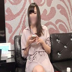 【素人／個撮】26歳茶髪ロングのヤリマン若妻。欲求不満の巨乳ボディ疼かせ淫れるハメ撮りセックス。 FC2-PPV-4514594