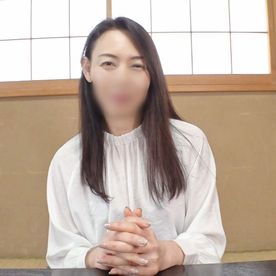 【人妻／熟女】52歳おっとり清楚系の専業主婦。敏感な熟女ボディを震わせヨガリ淫れる中出しセックス。 FC2-PPV-4616493