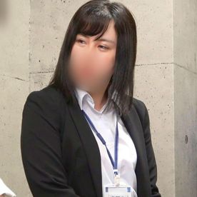 【個撮】ぽっちゃり気味の色白実習生が勤務先でセックス！？ 仕事を放棄して快楽に溺れ、中出しされるまでを隙間撮影しました。 FC2-PPV-4524721