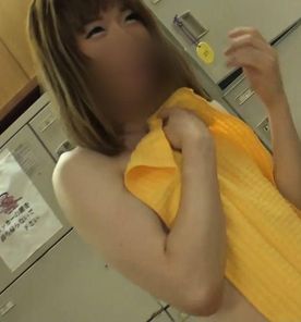 【個撮】笑顔溢れる美人女装男子。オチンポ誘惑してやりたい放題大乱交セックスしちゃってます。 FC2-PPV-4505989