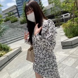 【素人・ハメ撮り】恵まれた美脚とスレンダーな肢体、女っぽい黒髪ロング、敏感な乳首を刺激したら手マンで爆濡れ、自らチンポを欲しがり何度もイキまくる、中出しで絶頂アクメ！【数量限定】 FC2-PPV-4605096