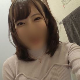 【素人／人妻】20代茶髪ボブの清楚可愛い奥さん。個室トイレで悶える自撮りオナニー動画。 FC2-PPV-4532331