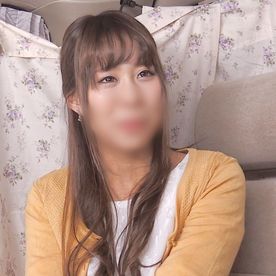 【人妻／熟女】茶髪ハーフアップの30代セレブ妻をナンパ。巨尻をバックからガン突きハメ撮りセックス。 FC2-PPV-4536870