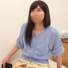 【素人】黒髪ロングの清楚美女をハメ撮り。 騎乗位で一心不乱に腰をふり、バックで中出し懇願してきました。 FC2-PPV-4506709