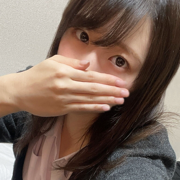 FC2 PPV 4516570 【復活記念で原盤送付中】説明不要の国宝級美女あみちゃん　初めての撮影で緊張しつつも、最後まで頑張って中出し。