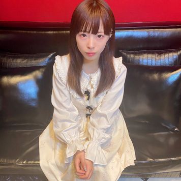 FC2 PPV 4581995 ★特典で無修正と膣内カメラ ♀119 一足早いサンタからまたまたプレゼント♡このおなご、結構かわいくないですか？もちろん中だしです