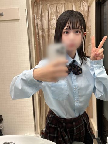 【豪華絢藍】【１９８PT】【クリスマス記念！大特価！】超絶必見！経験の少ない坂道アイドル系美女に無責任生ハメ生中出し！※定点映像