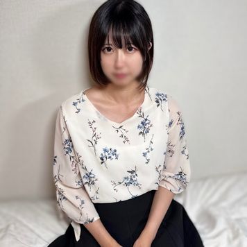 FC2 PPV 4729305 これぞ従順！【無】【大量中出し】幸薄犬顔の可愛いオンナノコは性格も従順。イチャ、羞恥、フェラ、好きなように遊ばれて、いっぱいキス。最後は溢れるくらいの中出し。一緒にシャワー。※特典あり