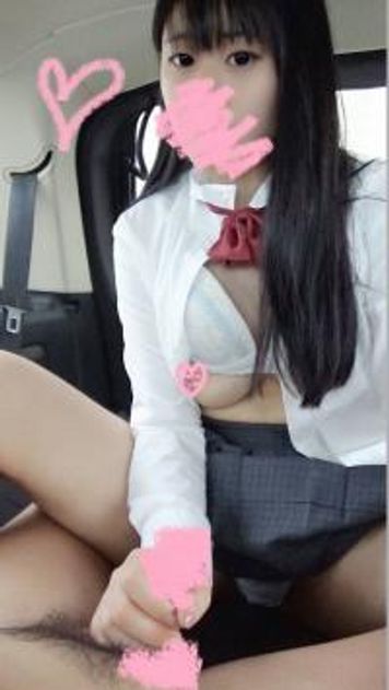 FC2 PPV 1267121 【個撮㊶】県立K2巨乳少女さや☆白昼車内でイタズラ＆唾手コキ【おまけ付】