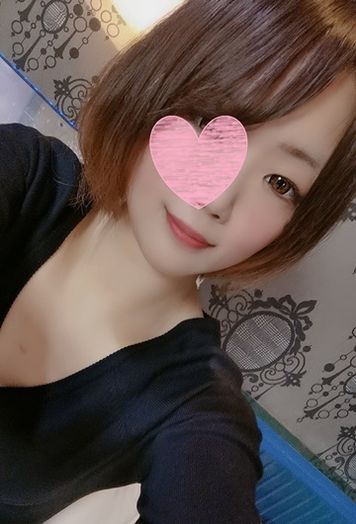 FC2 PPV 1896475 ☆初撮り☆完全顔出し☆元A○Bりっちゃん似の笑顔が可愛い美少女♥陥没乳首の小柄ロリボディにしっかり中出しキメました♥【個人撮影】