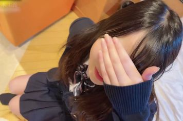 FC2 PPV 1851180 【個撮】都立チアダンス部② 色白剛毛な清楚美少女　海外留学のために② くびれ美乳と勢いで生挿入まで許す