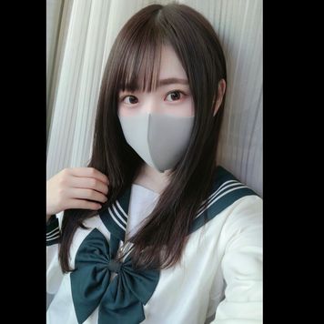 FC2 PPV 4632777 【無】【初撮影】『こんな出たの初めて…脅威の1ℓ越え潮吹き大洪水』大量顔射記録