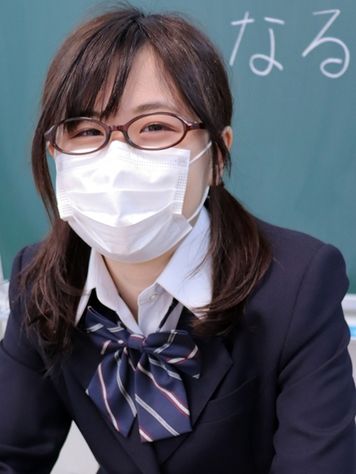 FC2 PPV 1870821 2年C組なるみちゃん！えっちの経験がほとんどないほぼ処女なので挿入したら硬直状態なハメ撮り！